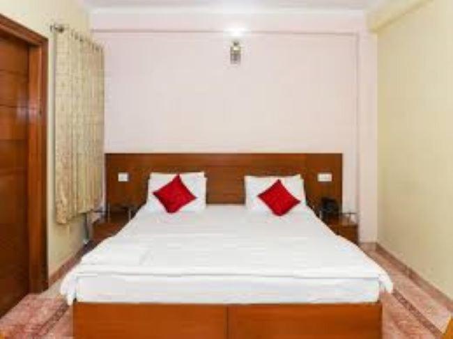Indira International Inn Нью-Делі Екстер'єр фото
