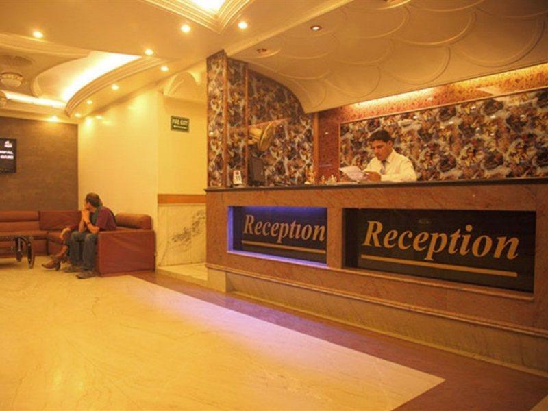 Indira International Inn Нью-Делі Екстер'єр фото