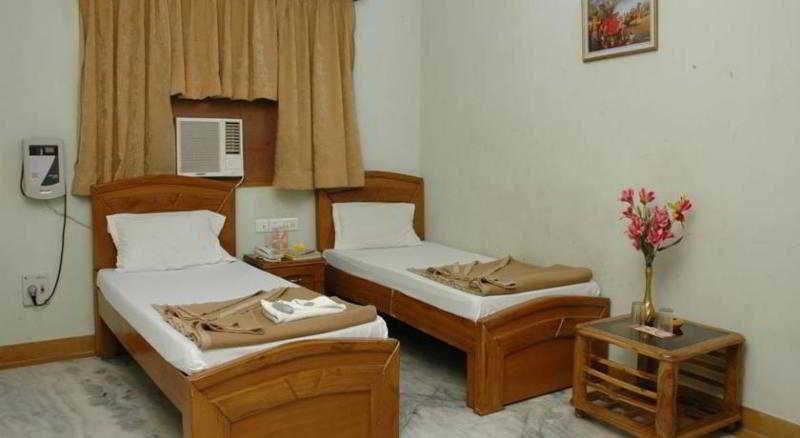 Indira International Inn Нью-Делі Екстер'єр фото